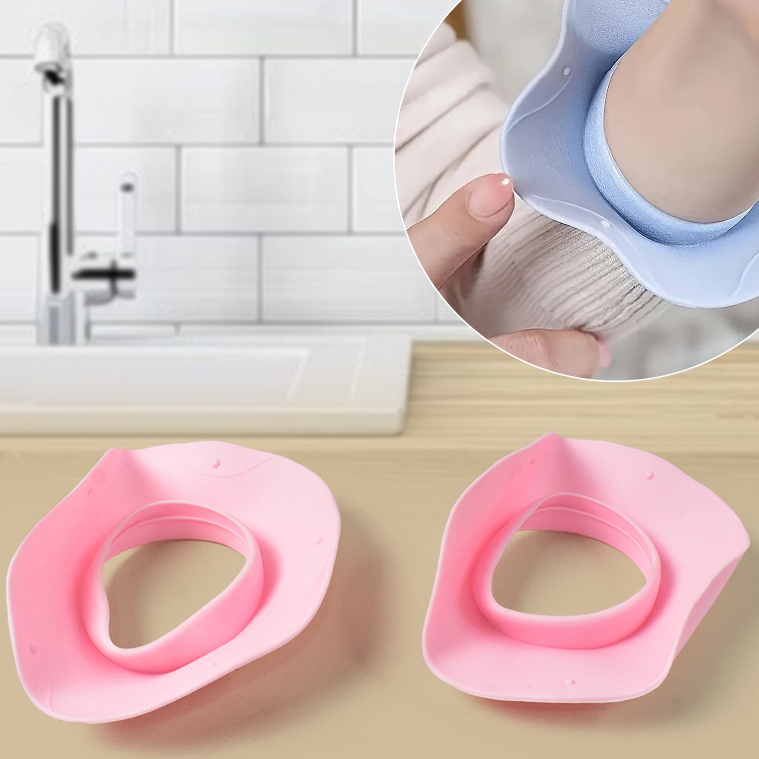 01_ab47a1e7-f746-4a15-bde1-f9905db78e49 Silicone Wrist Bands for Washing Face (2 Pc / Mix Color) - Image 1