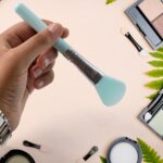 Soft Silicone Face Mask Applicator Brush (1 Pc) - Image 4