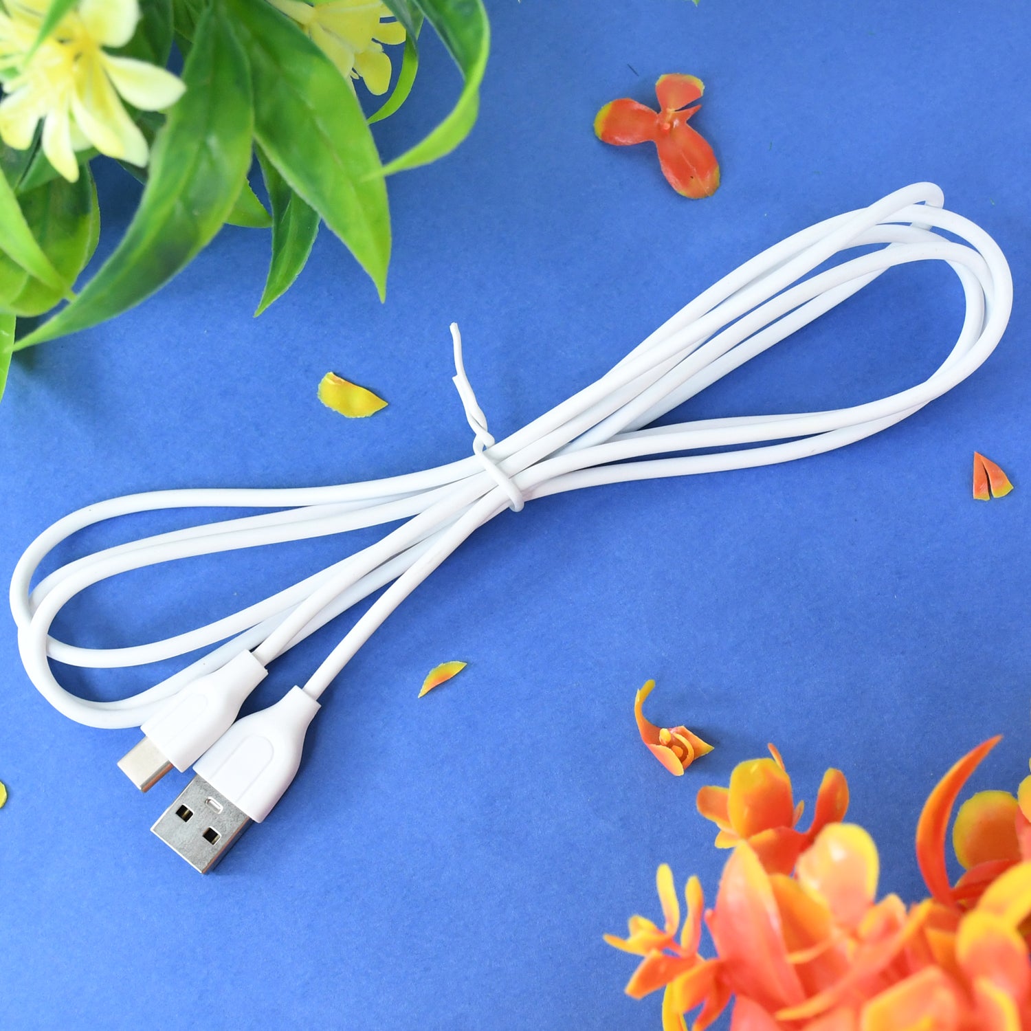 02_144dccba-e249-435a-89db-794a7eb2413d USB to Type-C Fast Charging and Data Transfer Cable – 150 cm - Image 1