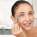 2-in-1 Eyebrow Razor & Painless Hair Shaver (1 Pc), Hair accessories - Image 5