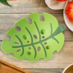 Leaf-Shaped Plastic Fruit Basket (1 Pc) - Image 4