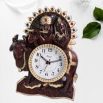 Analog Latest Stylish New Models Wall Clock with God Radha Kishan Frame - Image 2