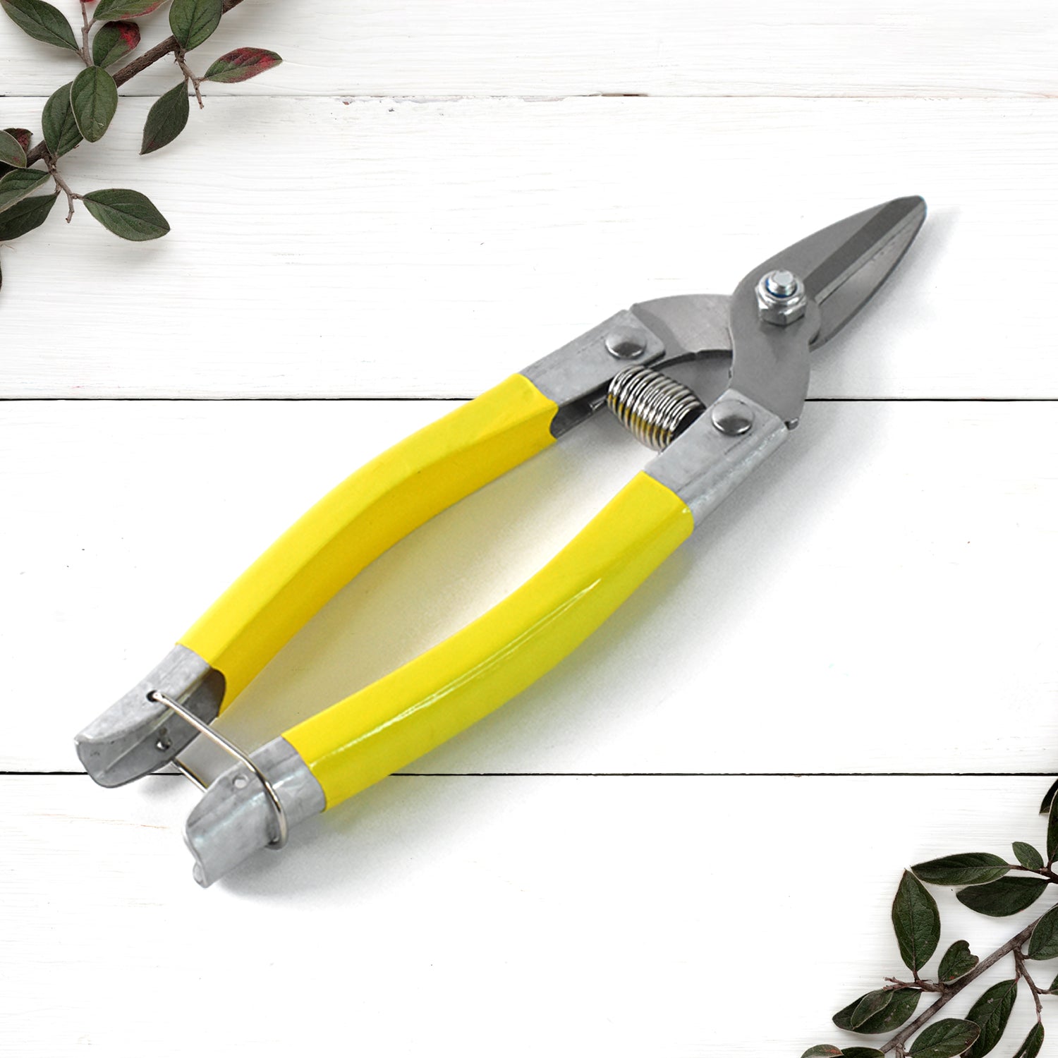 04_36b95047-7dc7-43d0-847c-296e861e04c1 Precision Micro Garden Snip Pruning Scissor (small) - Image 1