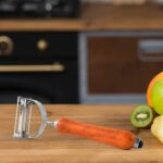 Vegetable and Fruit Peeler with Wooden Handle (1 Pc) - Image 6