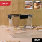 Food Storage Container Airtight Plastic Container with Easy Snap Lids (2500ml / 1 Pc) - Image 2
