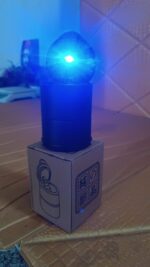 Portable Car Ashtray with Lid and Blue LED Light (1 Pc) - Image 7