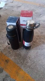 Stainless Steel Vaccum Insulation Water Bottle (1000ml Approx / Mix Design) - Image 6